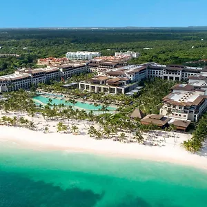 Lopesan Costa Bavaro Resort, & Casino Station touristique